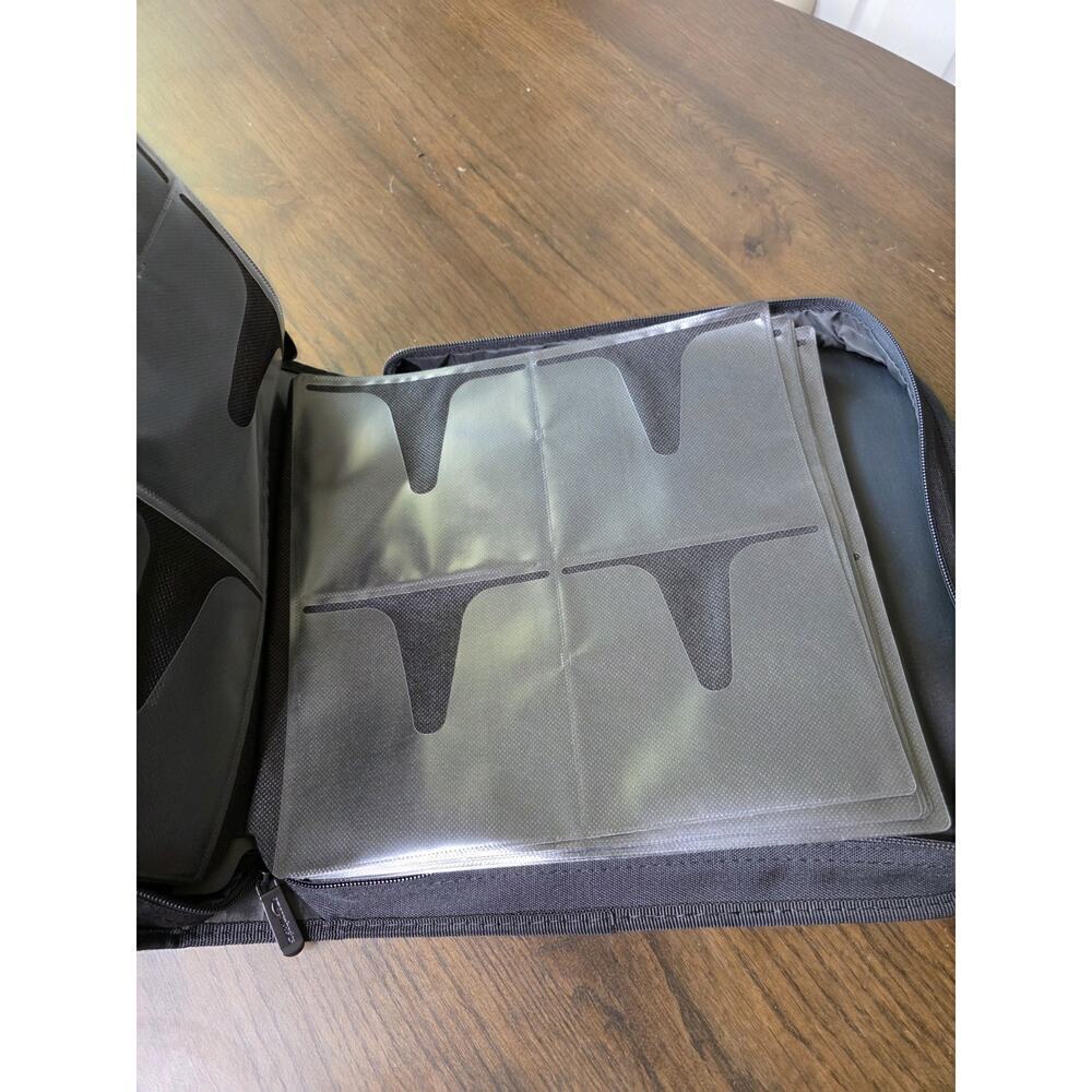 Vintage CD/DVD Nylon carrying case holder with strap-holds 32 CD's - Picture 9 of 16